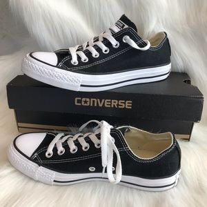 Black and white Converse All Stat